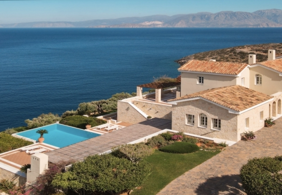 Seafront luxury villa for sale near Elounda 