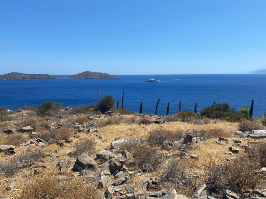 Land plot for sale with wonderful view to Elounda Bay 