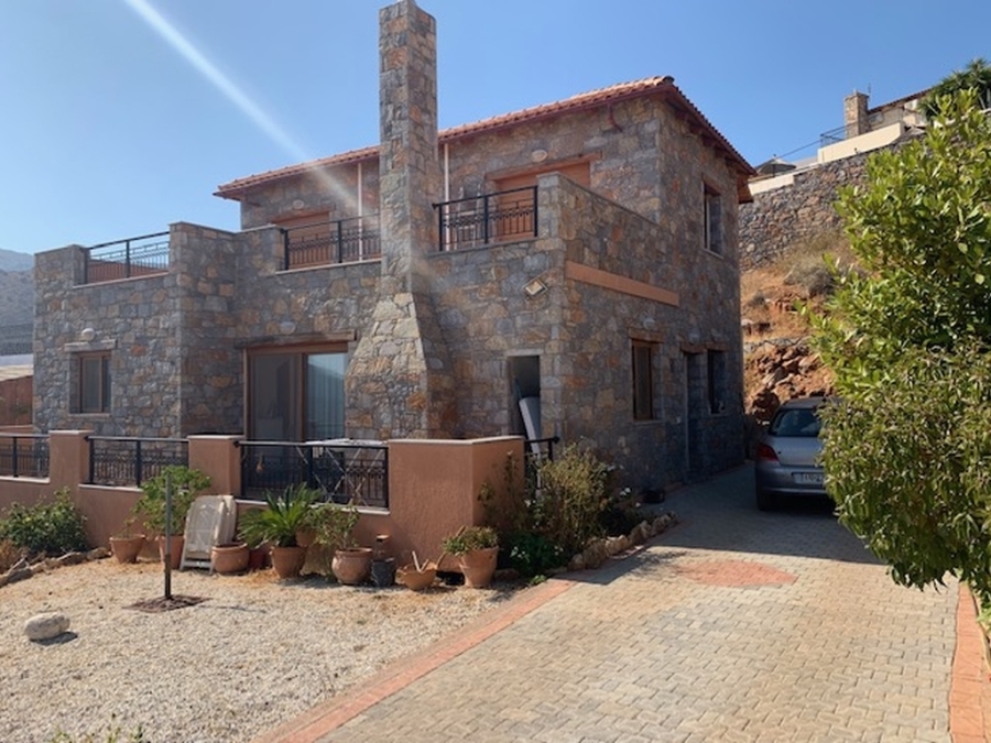 Furnished detached house for sale close to Elounda 