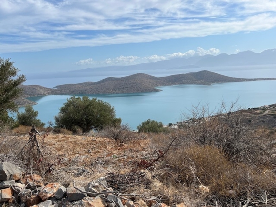 Land plot with panoramic view to Elounda Bay for sale 