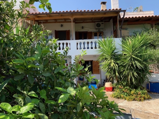 Two-storey house for sale close to Aghios Nikolaos 